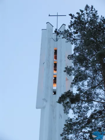 Колокольня церкви Трёх Крестов