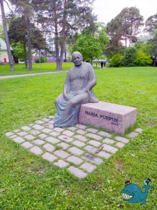 Памятник Марии Пурпур